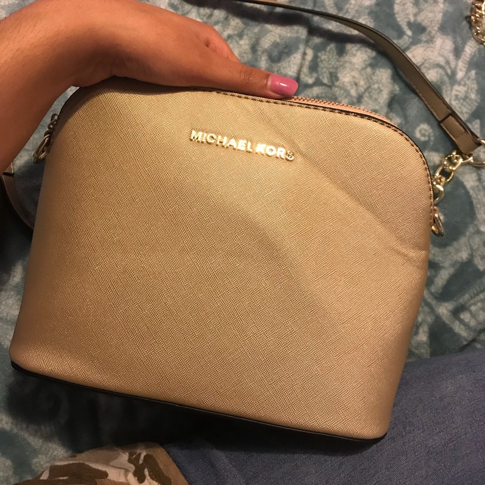 Michael Kors Cindy Crossbody